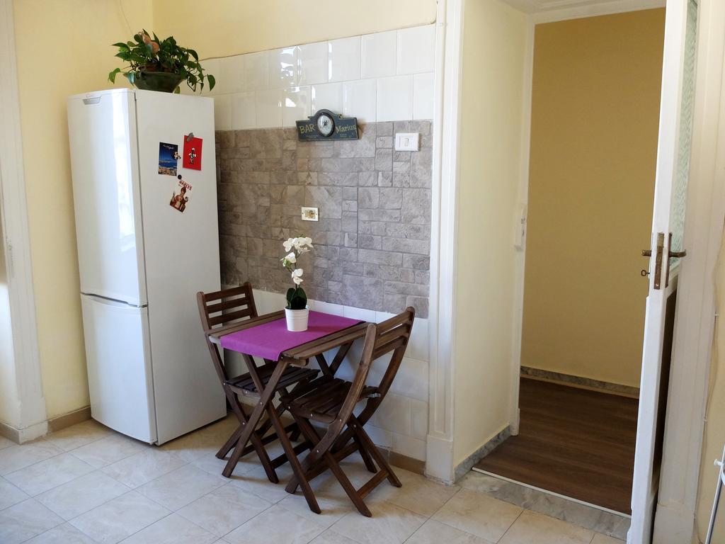 Floridiana - Bh3 Apartman Nápoly Szoba fotó